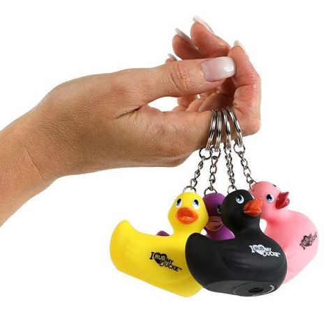 I Rub My Duckie | Keychain (Purple) - 4